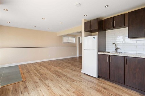 196 Nolanfield Way Nw, Calgary, AB - Indoor Photo Showing Kitchen