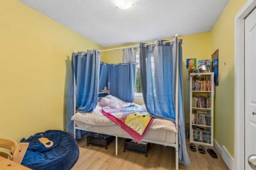 3444 3 Avenue Nw, Calgary, AB - Indoor