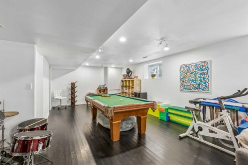 3444 3 Avenue Nw, Calgary, AB - Indoor Photo Showing Other Room