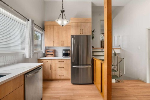 726 68 Avenue Sw, Calgary, AB - Indoor Photo Showing Kitchen With Stainless Steel Kitchen
