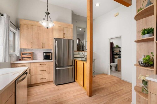 726 68 Avenue Sw, Calgary, AB - Indoor Photo Showing Kitchen With Stainless Steel Kitchen