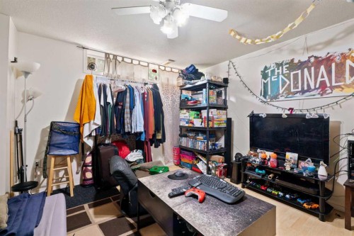 726 68 Avenue Sw, Calgary, AB - Indoor With Storage