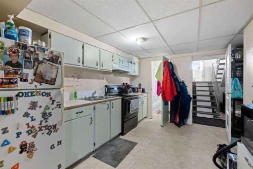 726 68 Avenue Sw, Calgary, AB - Indoor