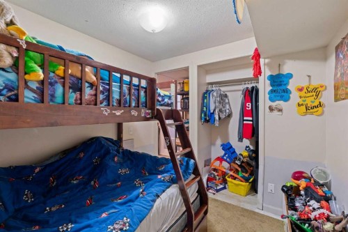 726 68 Avenue Sw, Calgary, AB - Indoor