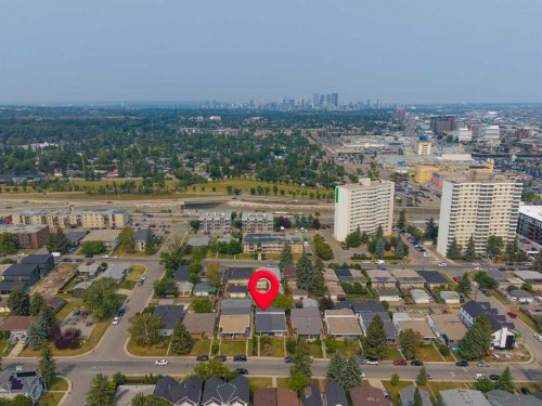 726 68 Avenue Sw, Calgary, AB - Outdoor With View