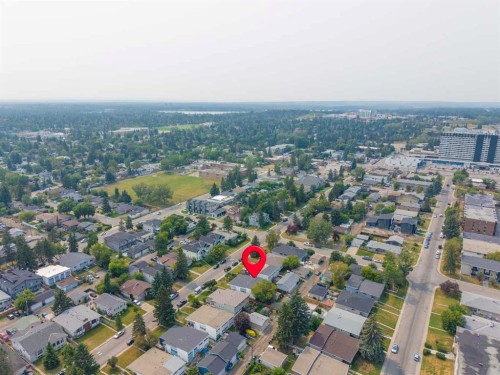 726 68 Avenue Sw, Calgary, AB - Outdoor With View
