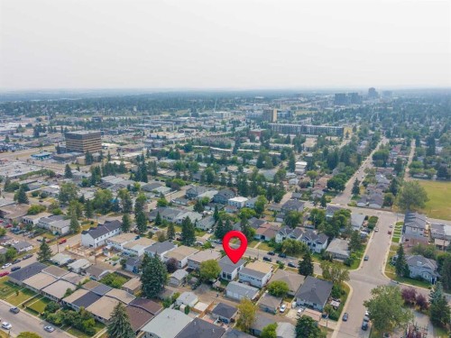726 68 Avenue Sw, Calgary, AB - Outdoor With View