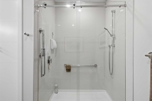 508-24 Mahogany Path Se, Calgary, AB - Indoor Photo Showing Bathroom