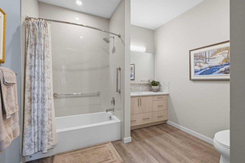 508-24 Mahogany Path Se, Calgary, AB - Indoor Photo Showing Bathroom