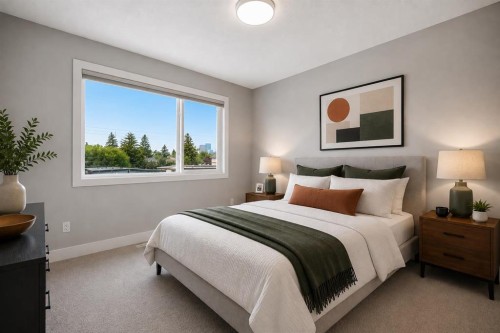 637 14 Avenue Ne, Calgary, AB - Indoor Photo Showing Bedroom