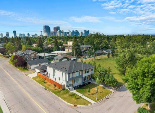 637 14 Avenue Ne, Calgary, AB - Outdoor With View