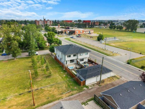 637 14 Avenue Ne, Calgary, AB - Outdoor With View