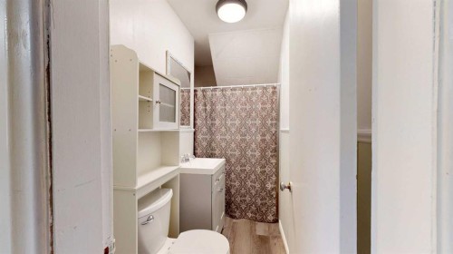 348 47 Avenue West, Claresholm, AB - Indoor