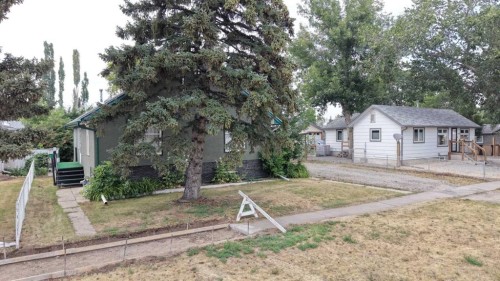 348 47 Avenue West, Claresholm, AB - Outdoor