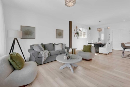 47 Walgrove Park Se, Calgary, AB - Indoor Photo Showing Living Room