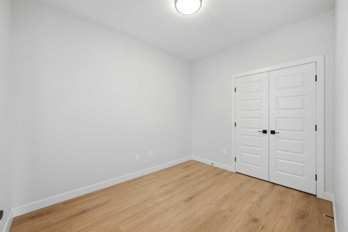 42 Waterford Mews, Chestermere, AB - Indoor Photo Showing Other Room
