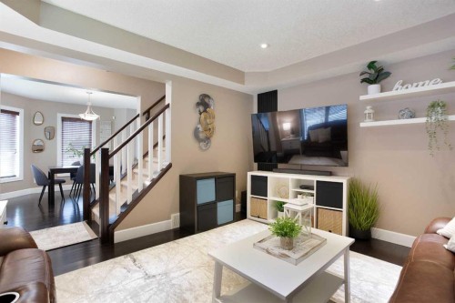 1575 Windstone Road Sw, Airdrie, AB - Indoor Photo Showing Living Room