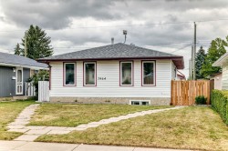 7964 Huntington Road NE Calgary, AB T2K 5A3
