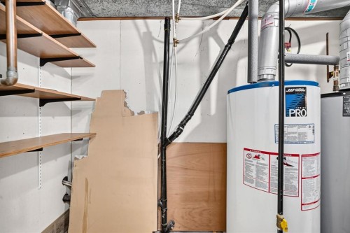 7964 Huntington Road Ne, Calgary, AB - Indoor Photo Showing Basement