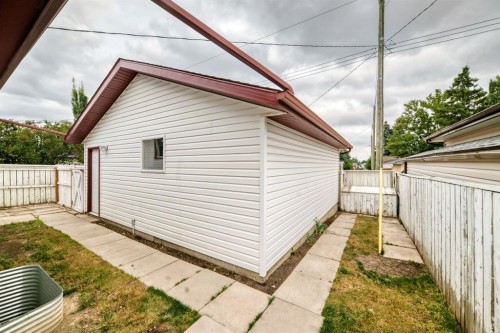 7964 Huntington Road Ne, Calgary, AB - Outdoor With Exterior