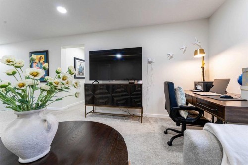 156 Savanna Drive Ne, Calgary, AB - Indoor