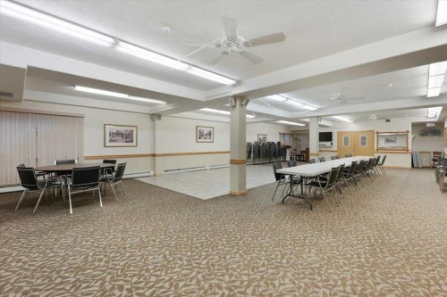 202-4512 52 Avenue, Red Deer, AB - Indoor