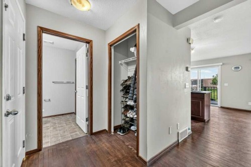88 Everglen Rise Sw, Calgary, AB - Indoor Photo Showing Other Room