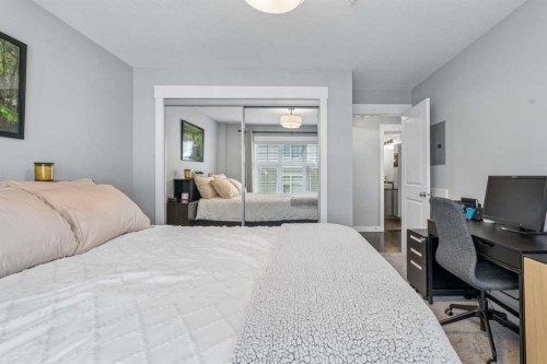 3317-11 Mahogany Row Se, Calgary, AB - Indoor Photo Showing Bedroom
