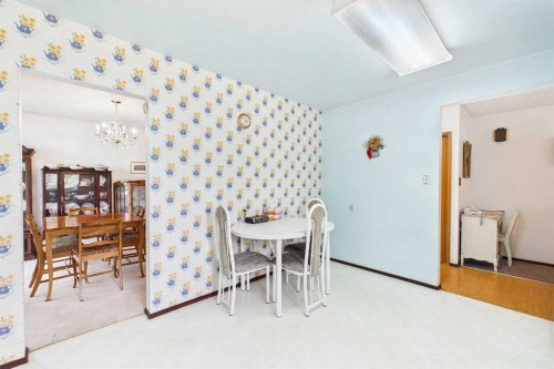 2012 Urbana Road Nw, Calgary, AB - Indoor