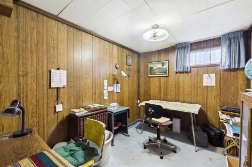 2012 Urbana Road Nw, Calgary, AB - Indoor