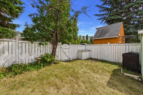 2012 Urbana Road Nw, Calgary, AB - Outdoor