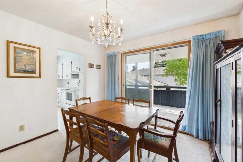 2012 Urbana Road Nw, Calgary, AB - Indoor Photo Showing Dining Room