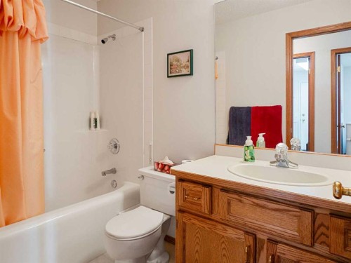 277 Arbour Cliff Close Nw, Calgary, AB - Indoor Photo Showing Bathroom
