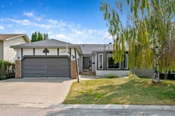 25 Downey Road Okotoks, AB T1S 1H5