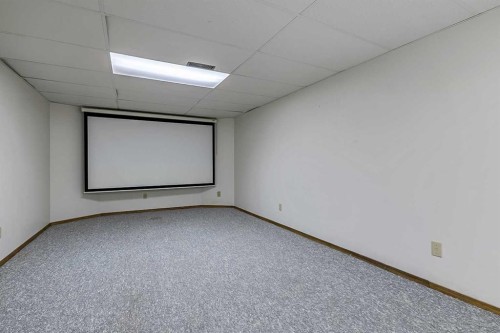 25 Downey Road, Okotoks, AB - Indoor