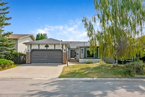 25 Downey Road, Okotoks, AB - Outdoor