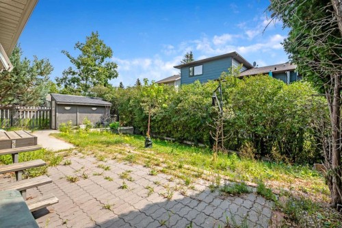 25 Downey Road, Okotoks, AB - Outdoor With Exterior
