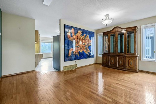 25 Downey Road, Okotoks, AB - Indoor Photo Showing Other Room