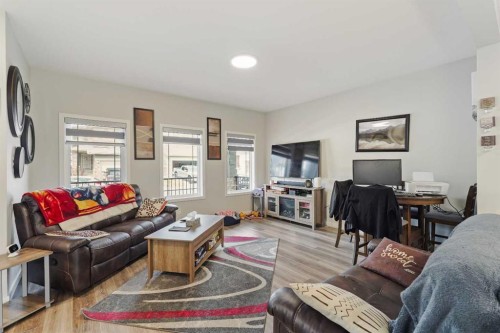 2320 Lancaster Heights Se, Airdrie, AB - Indoor Photo Showing Living Room