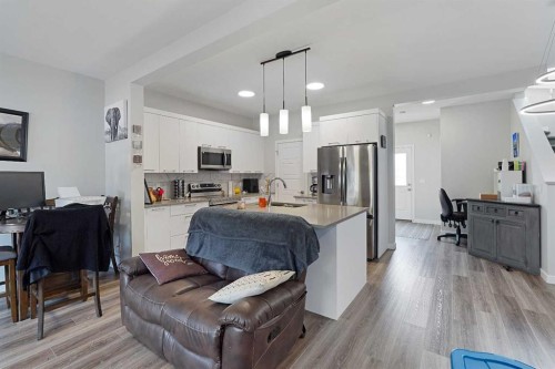 2320 Lancaster Heights Se, Airdrie, AB - Indoor Photo Showing Other Room
