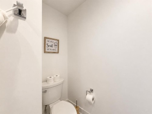 1614-60 Skyview Ranch Road Ne, Calgary, AB - Indoor Photo Showing Bathroom