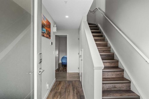 207-105 Kananaskis Way, Canmore, AB - Indoor Photo Showing Other Room
