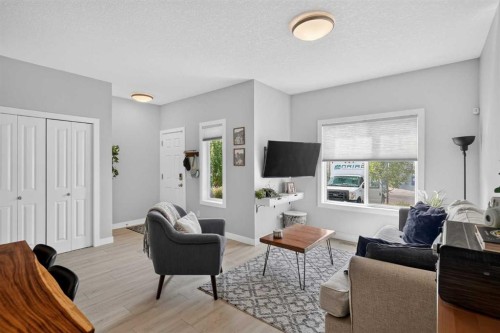 573 Canals Crossing Sw, Airdrie, AB - Indoor Photo Showing Living Room