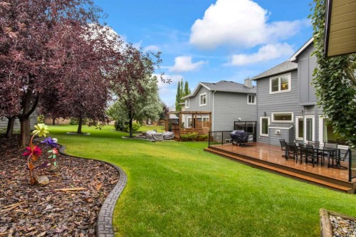 126 Chapman Close Se, Calgary, AB - Outdoor