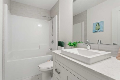 408-20 Walgrove Se, Calgary, AB - Indoor Photo Showing Bathroom