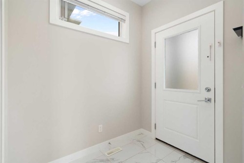 125 Corner Meadows Gate Ne, Calgary, AB - Indoor Photo Showing Other Room