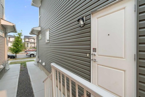125 Corner Meadows Gate Ne, Calgary, AB - Outdoor With Exterior