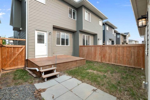 125 Corner Meadows Gate Ne, Calgary, AB - Outdoor