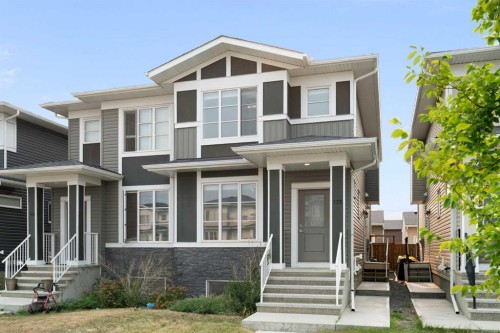 125 Corner Meadows Gate Ne, Calgary, AB - Outdoor With Facade
