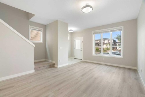 125 Corner Meadows Gate Ne, Calgary, AB - Indoor Photo Showing Other Room